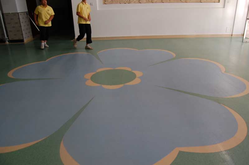 pvc塑胶香蕉视频污版免费下载图片 铺设塑胶香蕉视频污版免费下载顺序及注意事项