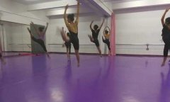 湖南邵阳第一中学舞蹈室香蕉视频污版免费下载