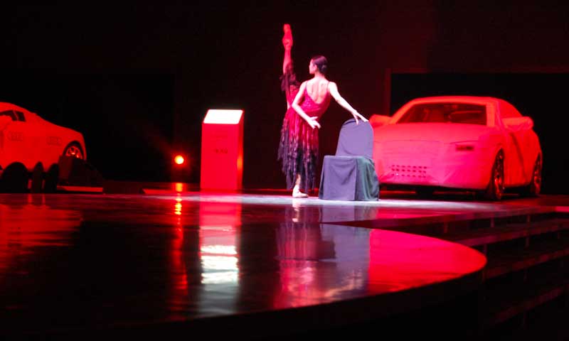 舞台香蕉视频污版免费下载行业应以服务谋生存提升利润空间